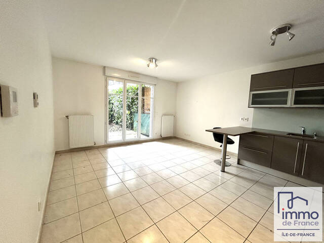 Vente appartement 2 pièces 43.14 m² à Pontault-Combault (77340)
