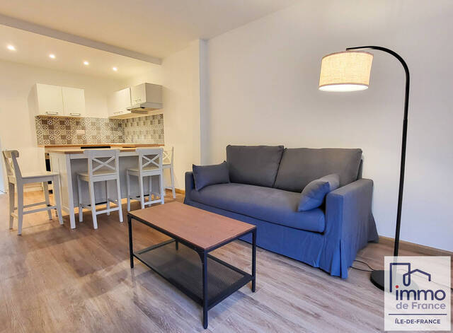 Location Appartement rez de jardin 1 pièce 28.52 m² Le Chesnay (78150)