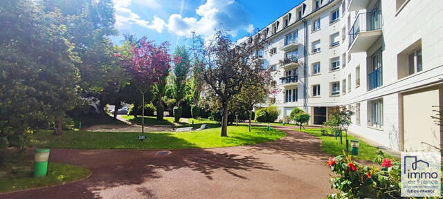 Vente appartement 3 pièces 81.08 m² en Versailles (78000)