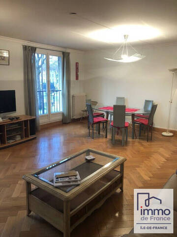 Location Appartement 4 pièces 105.72 m² Versailles (78000)