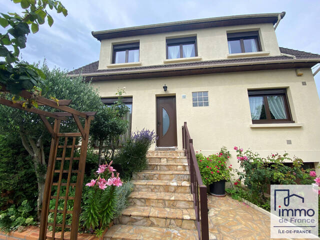 Vente maison 7 pièces 120.8 m² à Viry-Châtillon (91170)