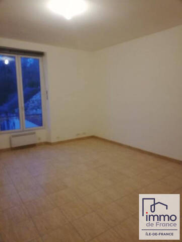 Location appartement 3 pièces 65.98 m² à Umpeau (28700)
