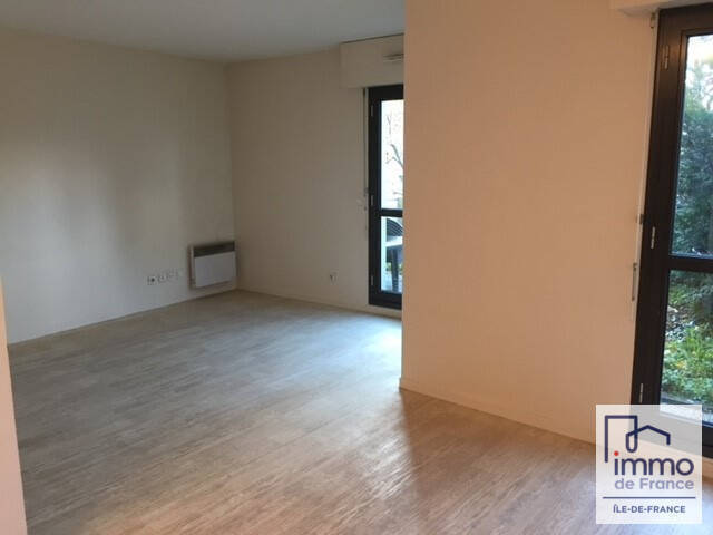 Location Appartement 1 pièce 33.56 m² Le Chesnay (78150)