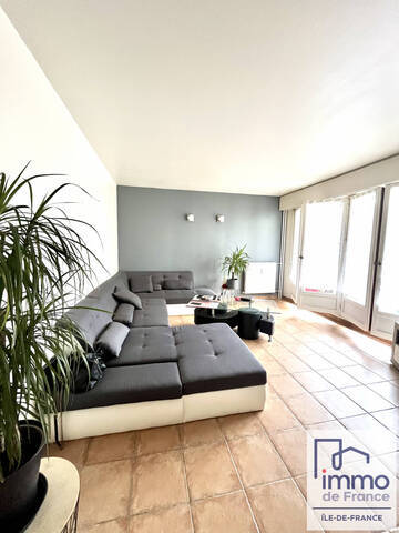 Vente appartement 2 pièces 47.3 m² à Cergy (95000) 3 fontaines