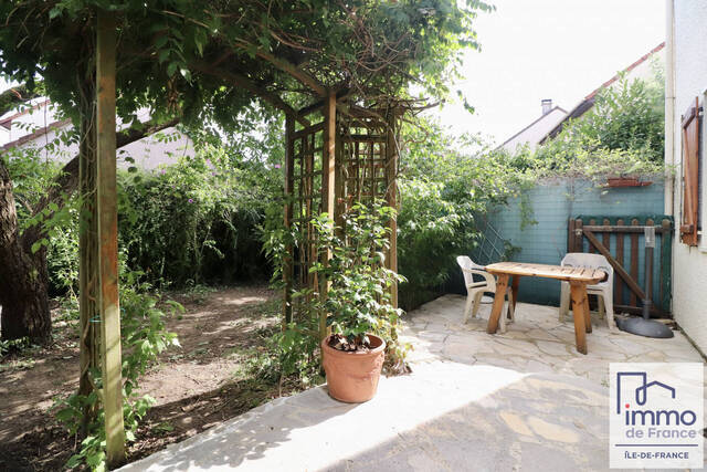 Vente maison 6 pièces 105 m² à Ris-Orangis (91130) L'Aunette