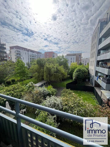 Location Appartement 4 pièces 84.45 m² Cergy (95800) CERGY LE HAUT