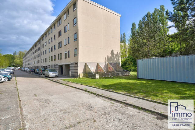 Vente appartement 5 pièces 84.11 m² à Clichy-sous-Bois (93390)