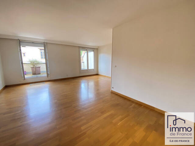 Vente appartement 2 pièces 64 m² à Viry-Châtillon (91170)