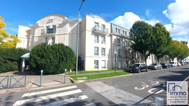 Vente appartement 1 pièce 17.68 m² à Cergy (95800) - CERGY LE HAUT