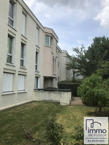 Location appartement 4 pièces 79.61 m² à Évry (91000)