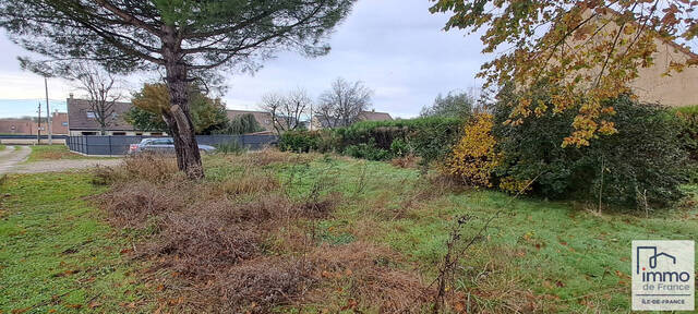 Vente terrain à batir 551 m² à Angerville (91670)