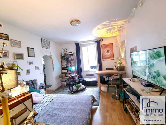 Vente appartement 1 pièce 23.87 m² à Paris 18e Arrondissement (75018)