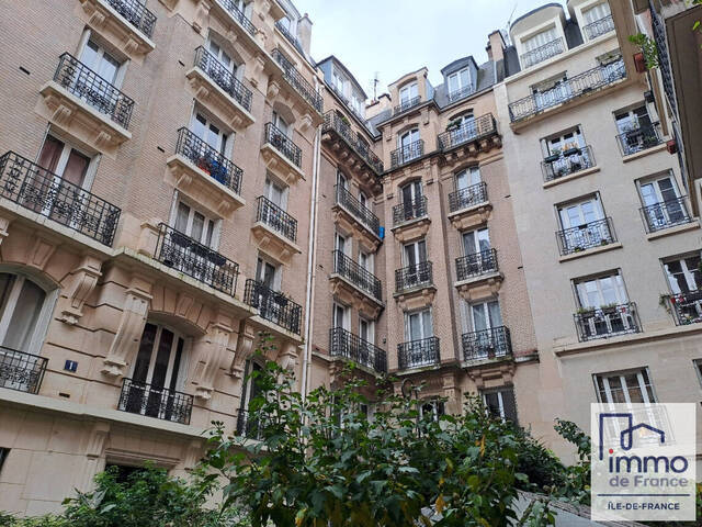 Vente appartement studio 1 pièce 8.72 m² à Paris 15e Arrondissement (75015) - Pte Versailles