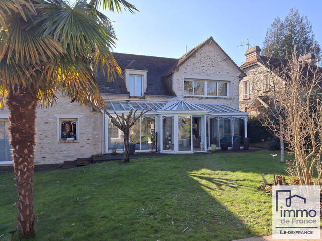 Vente maison 10 pièces 200 m² en Dourdan (91410)