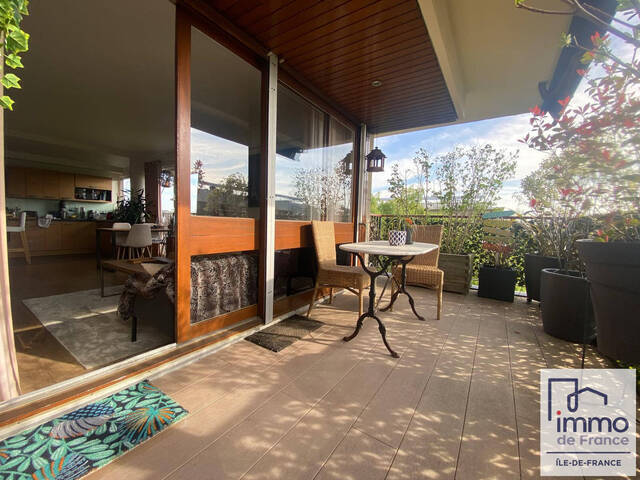 Vente appartement 5 pièces 96.31 m² en Le Chesnay (78150)