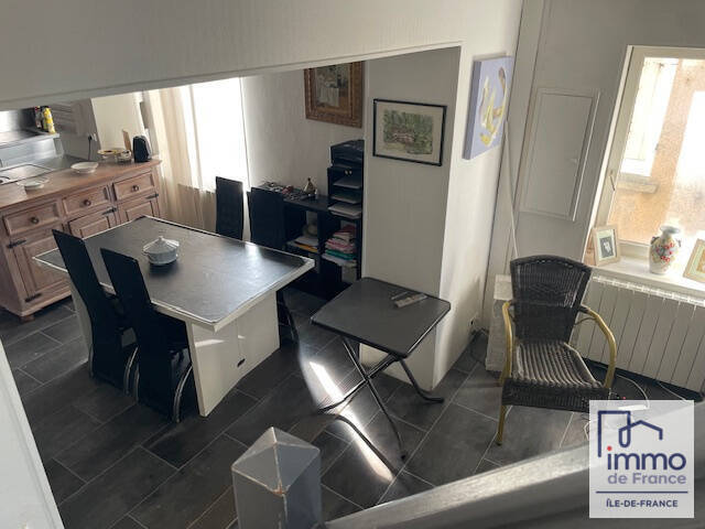 Vente immeuble 138 m² à Saint-Mammès (77670)