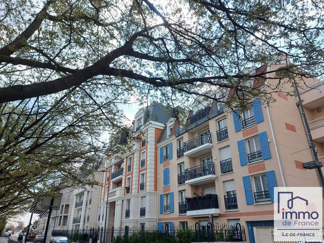 Location Appartement 3 pièces 58.14 m² Le Blanc-Mesnil (93150)