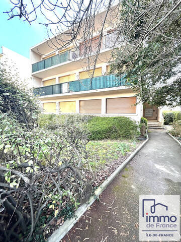Acheter Appartement 1 pièce 34 m² Chelles (77500) CENTRE-VILLE