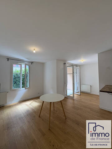 Location Appartement 2 pièces 48.49 m² Puteaux (92800) Mairie