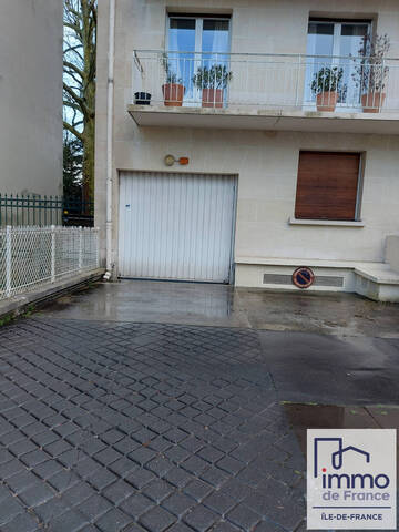 Location stationnement garage à Versailles (78000)