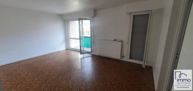 Location appartement 2 pièces 55 m² en Maurepas (78310)