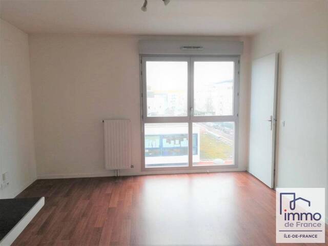 Location Appartement 2 pièces 41 m² Cergy (95800) Le Point du Jour-Centre Gare