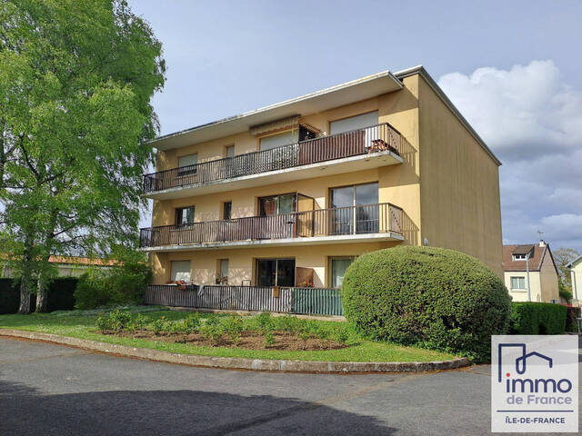 Vente appartement 2 pièces 48.82 m² en Rambouillet (78120)
