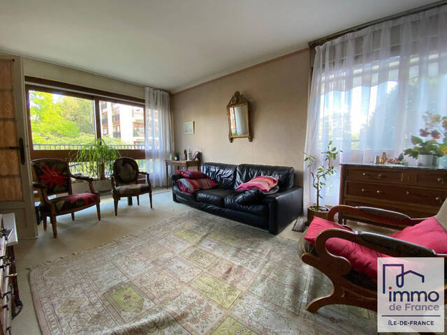 Vente Appartement 6 pièces 90 m² Le Chesnay (78150)