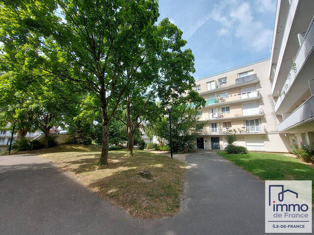 Vente appartement 3 pièces 68.72 m² en Magny-les-Hameaux (78114)