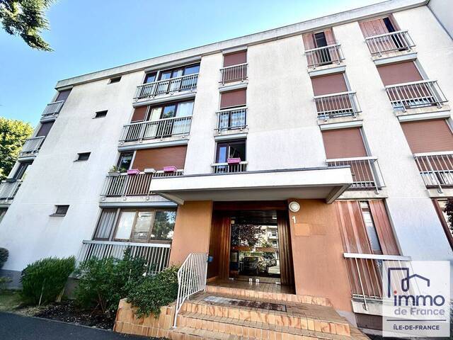 Vente appartement 3 pièces 66.63 m² à Noisy-le-Grand (93160)