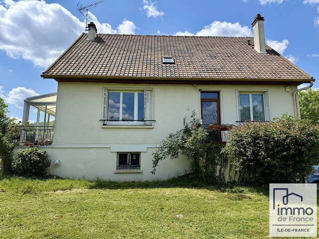 Vente maison 6 pièces 112.32 m² à Villebon-sur-Yvette (91140) GARE RER PALAISEAU VILLEBON 17 MIN en BUS 18