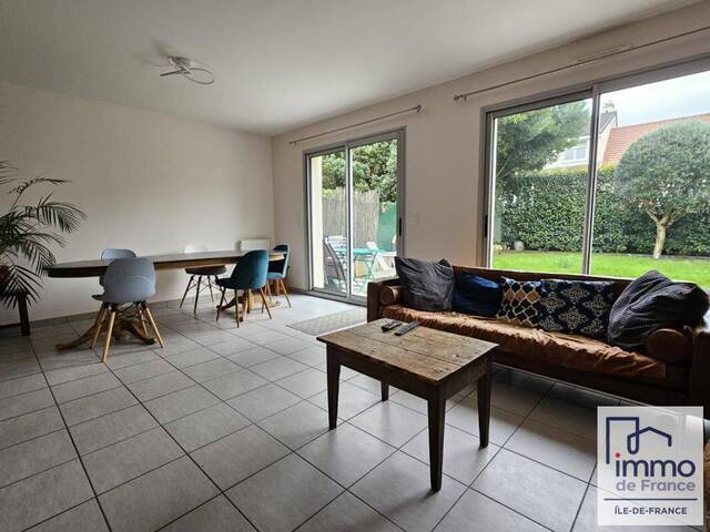 Location maison 4 pièces 97 m² à Jouy-en-Josas (78350) Les Metz Pont Colbert