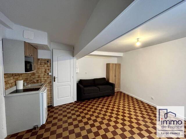 Location Appartement studio 1 pièce 22 m² Chartres (28000) Hotel de Ville Saint-pierre