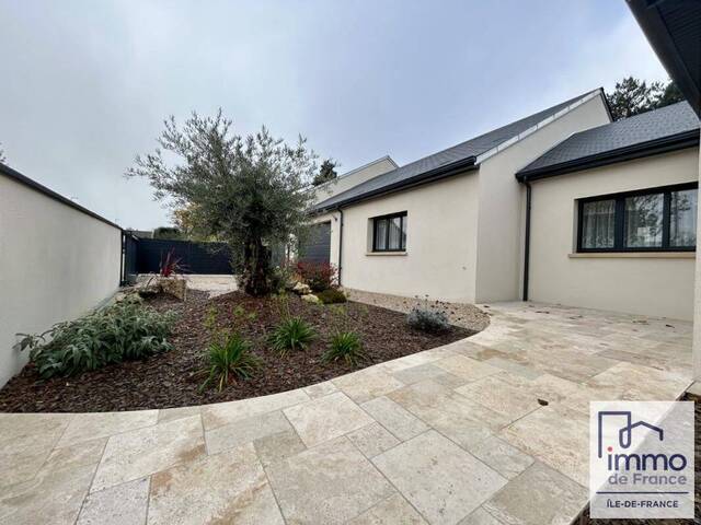 Vente Maison 6 pièces 180 m² Lucé (28110) Nord