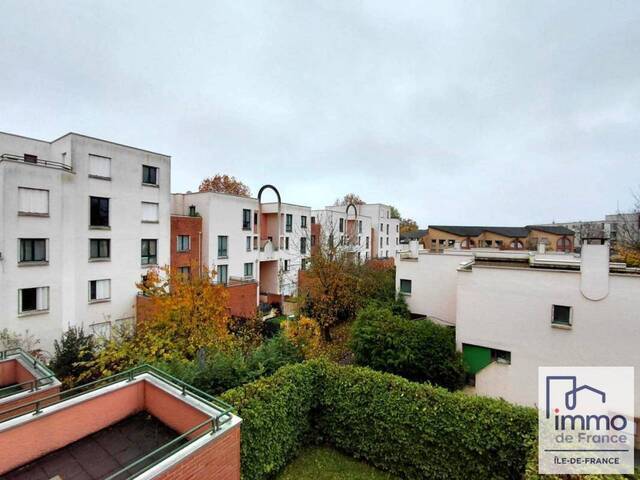 Location Appartement 4 pièces 78 m² Cergy (95800) Chat Perche Nord