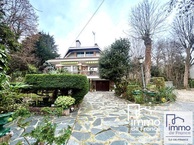 Vente maison 7 pièces 212 m² à Chelles (77500)