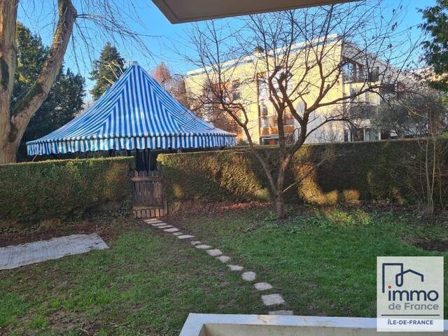 Location appartement 3 pièces 64 m² à Rocquencourt (78150) Porte Saint-Antoine