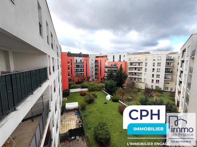 Vente Appartement 1 pièce 33.12 m² Cergy (95000)