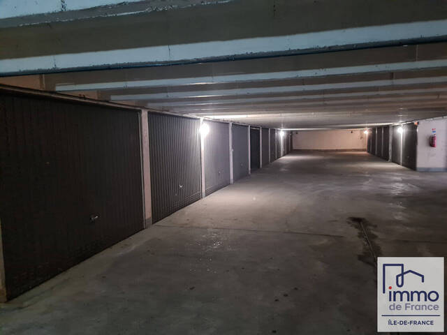 Vente stationnement parking / box à Gentilly (94250)