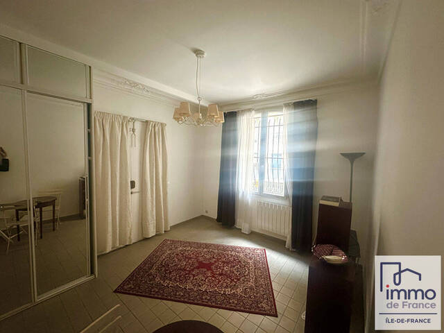 Vente appartement 2 pièces 33 m² à Paris 18e Arrondissement (75018)