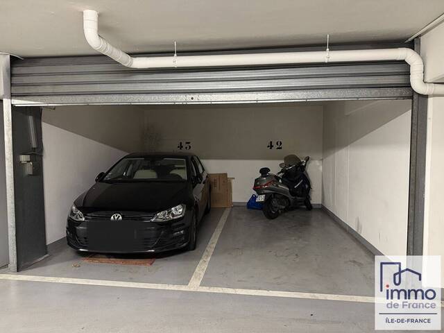 Vente stationnement parking / box à Paris 13e Arrondissement (75013)