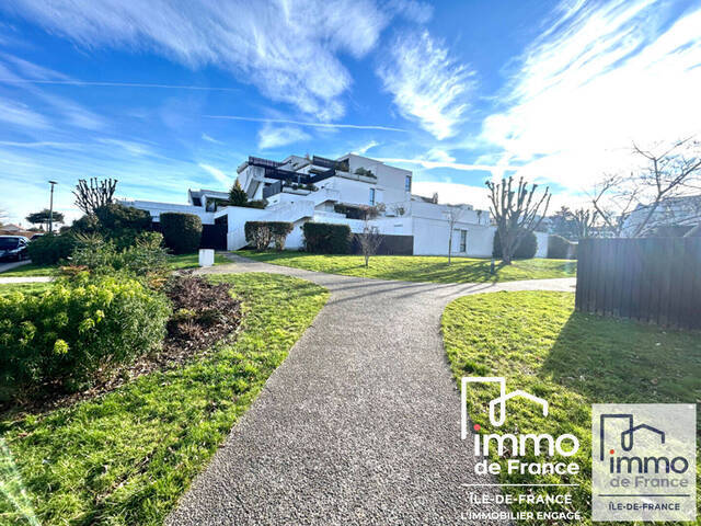 Vente appartement 5 pièces 104.16 m² à Champs-sur-Marne (77420)