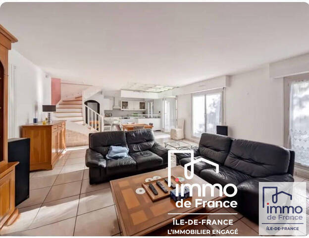 Vente appartement 5 pièces 105 m² à Champs-sur-Marne (77420)
