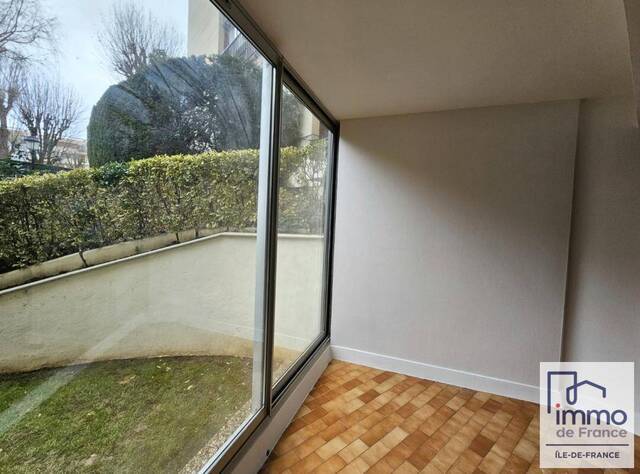 Location appartement studio 1 pièce 29 m² à Rocquencourt (78150) Porte Saint-Antoine