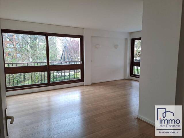 Location appartement t4 80 m² à Rocquencourt (78150) La Breche