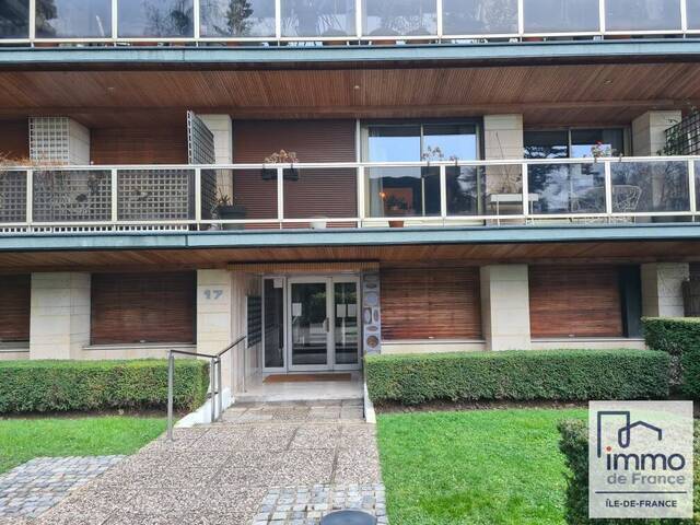 Location appartement chambre 1 pièce 14 m² en Saint-Cloud (92210) Centre 1