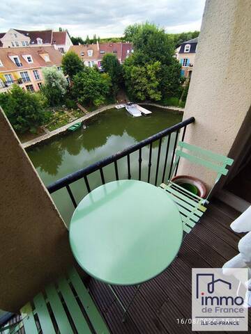 Vente Appartement 2 pièces 54 m² Cergy (95000) Quartier : Port Cergy