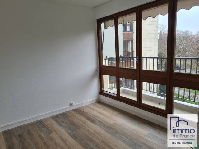 Vente Appartement studio 1 pièce 26 m² Rocquencourt (78150) Dutartre