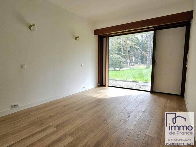 Vente Appartement studio 1 pièce 24 m² Rocquencourt (78150)