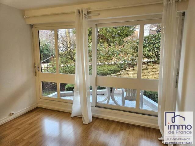 Location appartement studio 1 pièce 26 m² à Rocquencourt (78150) Nouvelle France